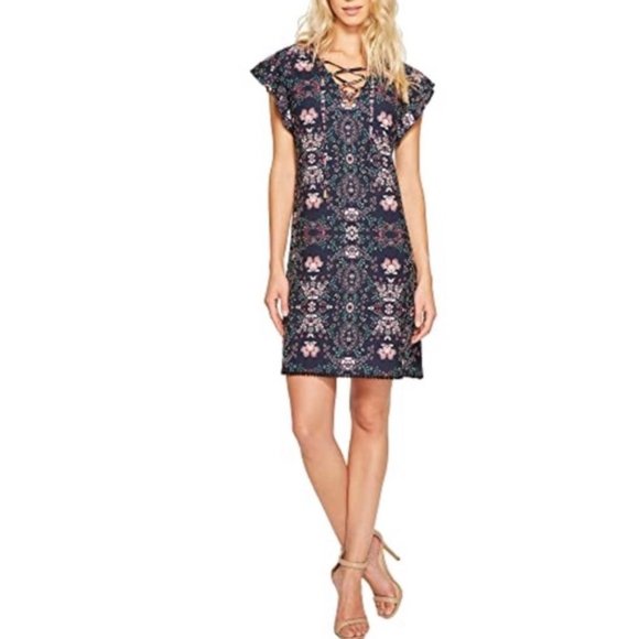 Jessica Simpson Dresses & Skirts - Jessica Simpson Patterned Dress